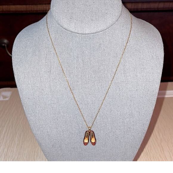 red shoes charm necklace w gold chain - Picture 11 of 13